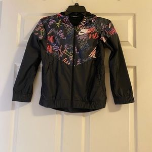Nike rain jacket size M
